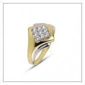 Beautifully Crafted Diamond Mens Ring with Certified Diamonds in 18k Yellow Gold - GR0044R